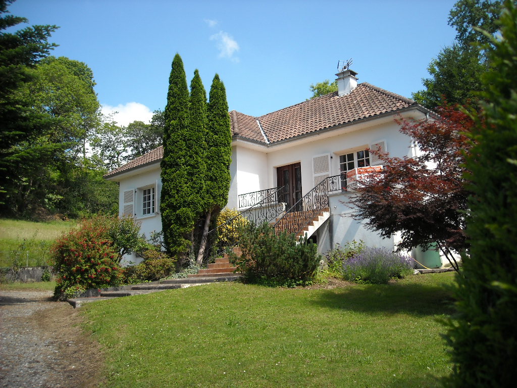 Vacation House For Sale in Lourdes, France Rinnovare Realty